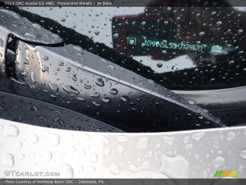 Pepperdust Metallic / Jet Black 2019 GMC Acadia SLE AWD