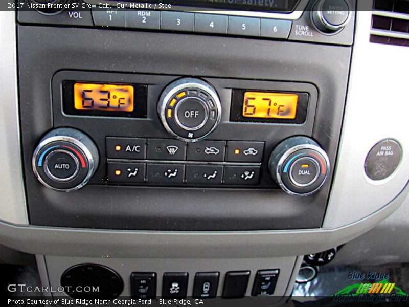 Gun Metallic / Steel 2017 Nissan Frontier SV Crew Cab