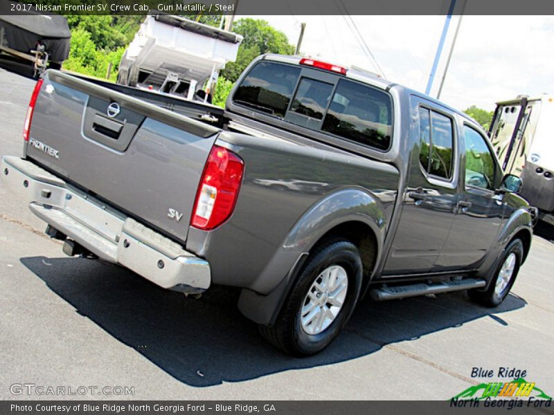 Gun Metallic / Steel 2017 Nissan Frontier SV Crew Cab
