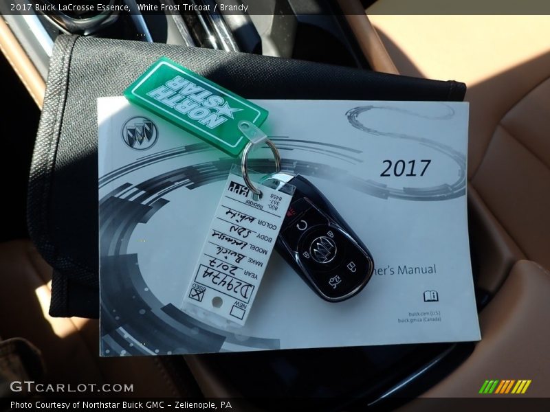 White Frost Tricoat / Brandy 2017 Buick LaCrosse Essence