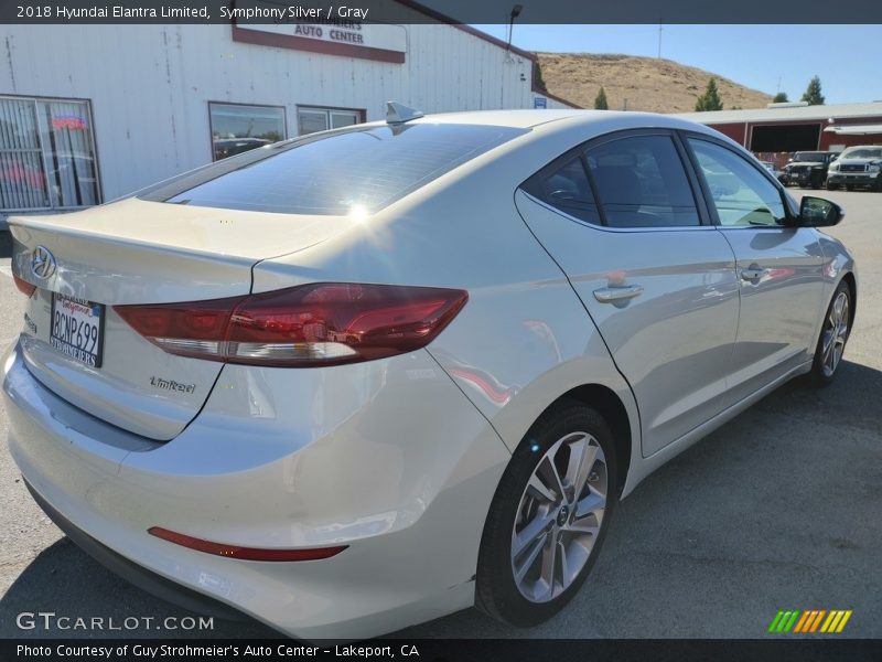 Symphony Silver / Gray 2018 Hyundai Elantra Limited