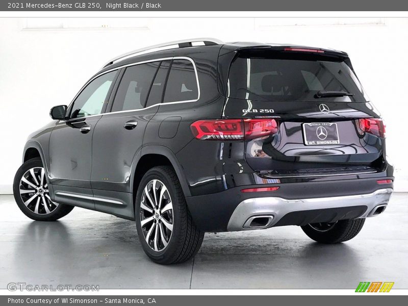 Night Black / Black 2021 Mercedes-Benz GLB 250