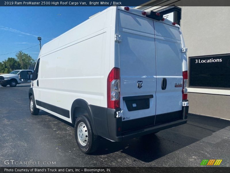 Bright White / Black 2019 Ram ProMaster 2500 High Roof Cargo Van