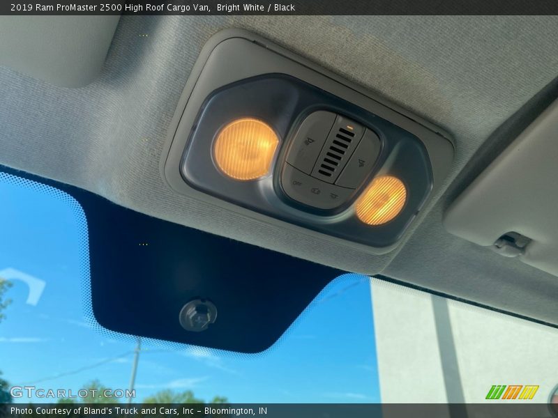 Bright White / Black 2019 Ram ProMaster 2500 High Roof Cargo Van
