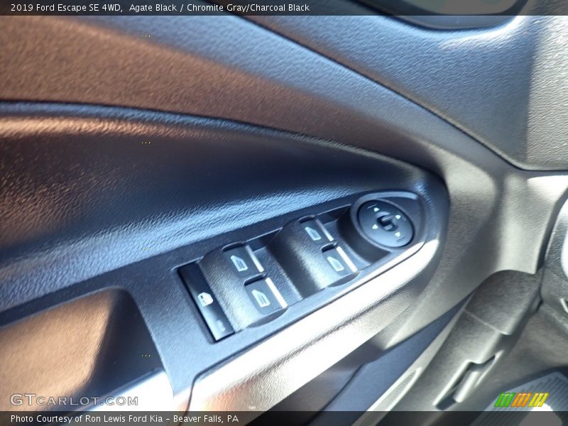 Agate Black / Chromite Gray/Charcoal Black 2019 Ford Escape SE 4WD