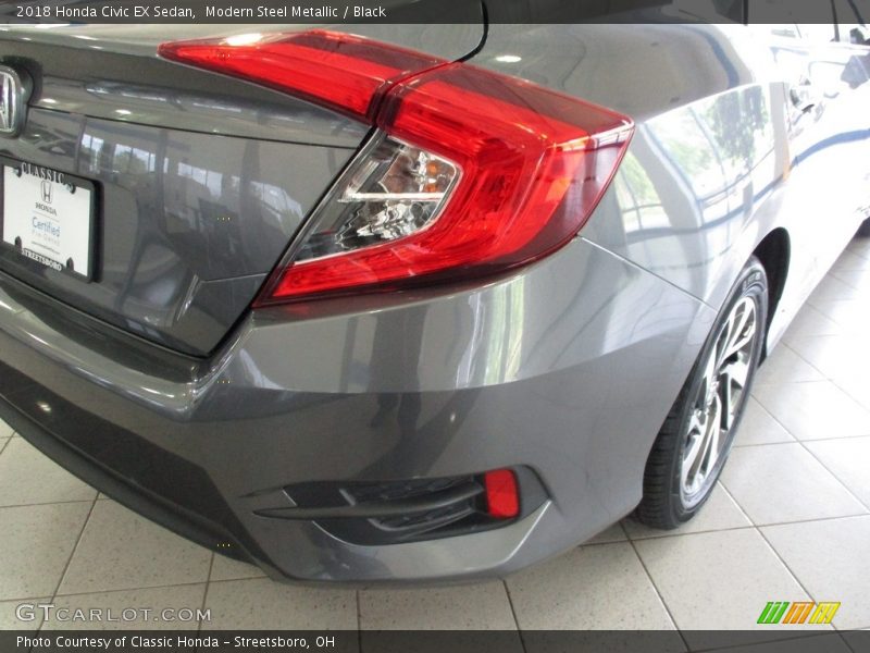 Modern Steel Metallic / Black 2018 Honda Civic EX Sedan