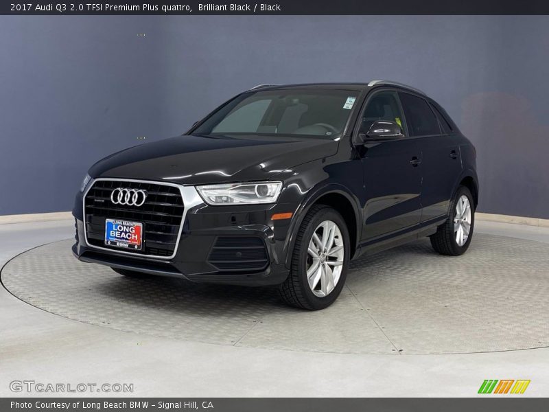 Front 3/4 View of 2017 Q3 2.0 TFSI Premium Plus quattro