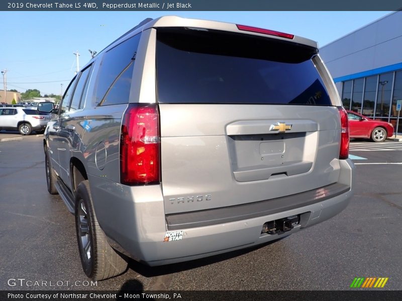 Pepperdust Metallic / Jet Black 2019 Chevrolet Tahoe LS 4WD