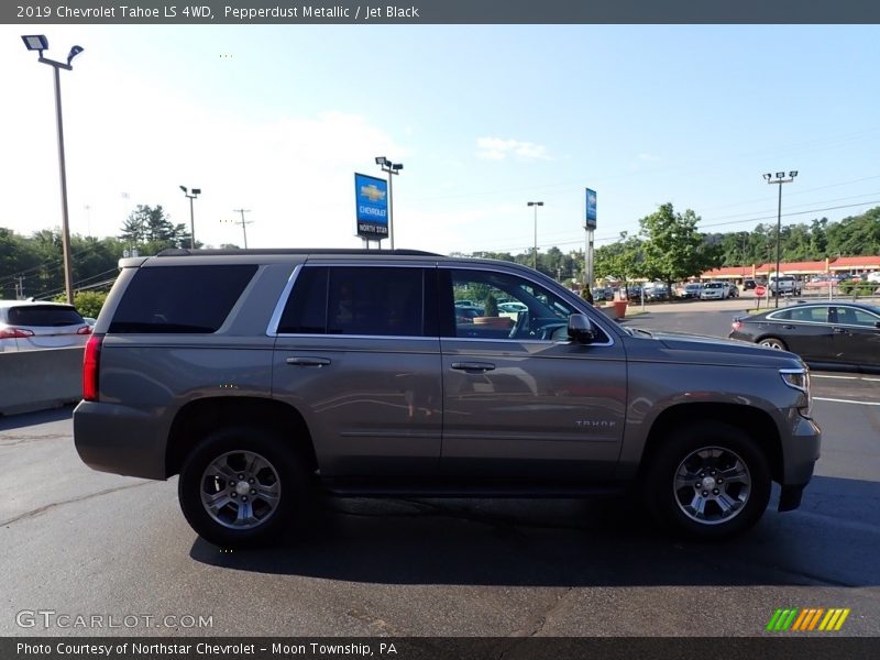 Pepperdust Metallic / Jet Black 2019 Chevrolet Tahoe LS 4WD