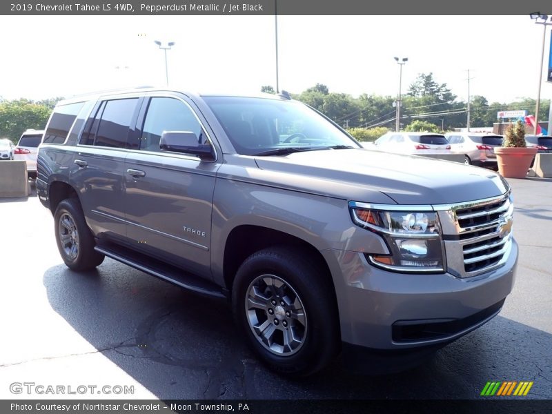 Pepperdust Metallic / Jet Black 2019 Chevrolet Tahoe LS 4WD