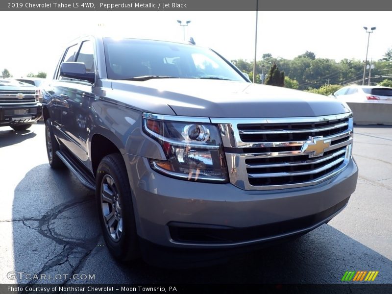 Pepperdust Metallic / Jet Black 2019 Chevrolet Tahoe LS 4WD