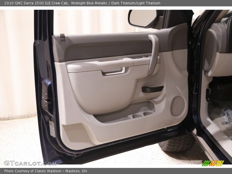 Midnight Blue Metallic / Dark Titanium/Light Titanium 2010 GMC Sierra 1500 SLE Crew Cab