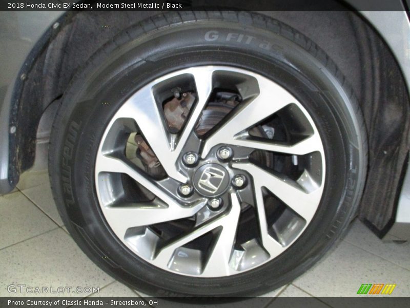 Modern Steel Metallic / Black 2018 Honda Civic EX Sedan