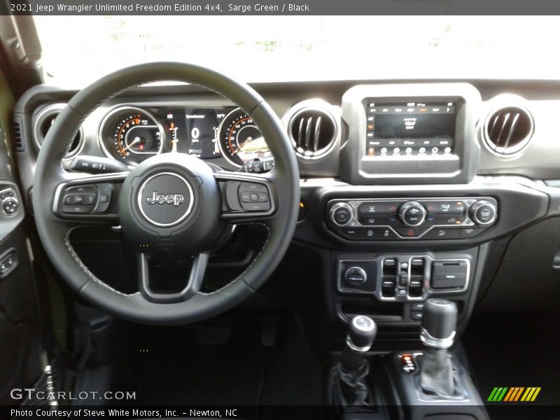 Sarge Green / Black 2021 Jeep Wrangler Unlimited Freedom Edition 4x4