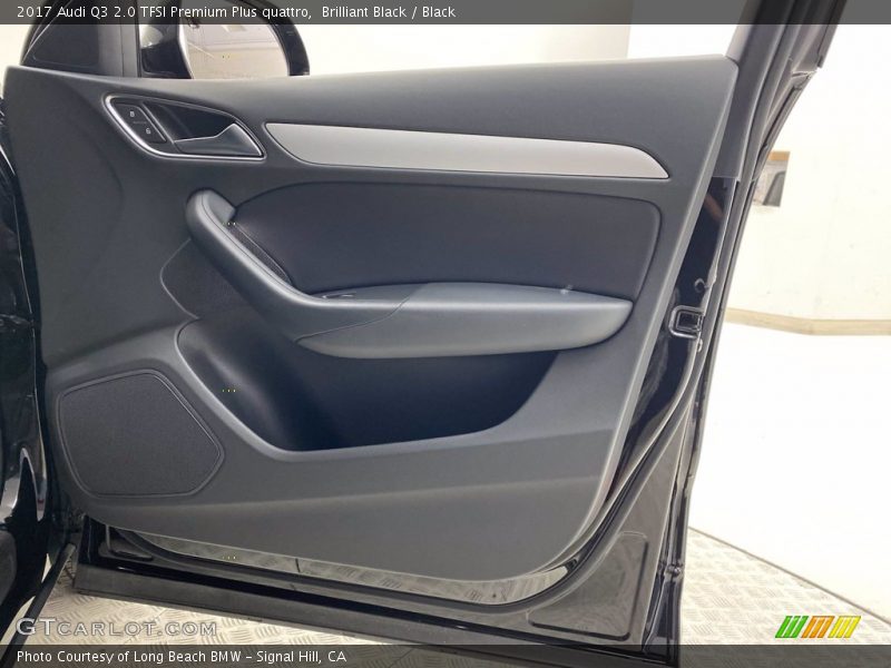 Door Panel of 2017 Q3 2.0 TFSI Premium Plus quattro