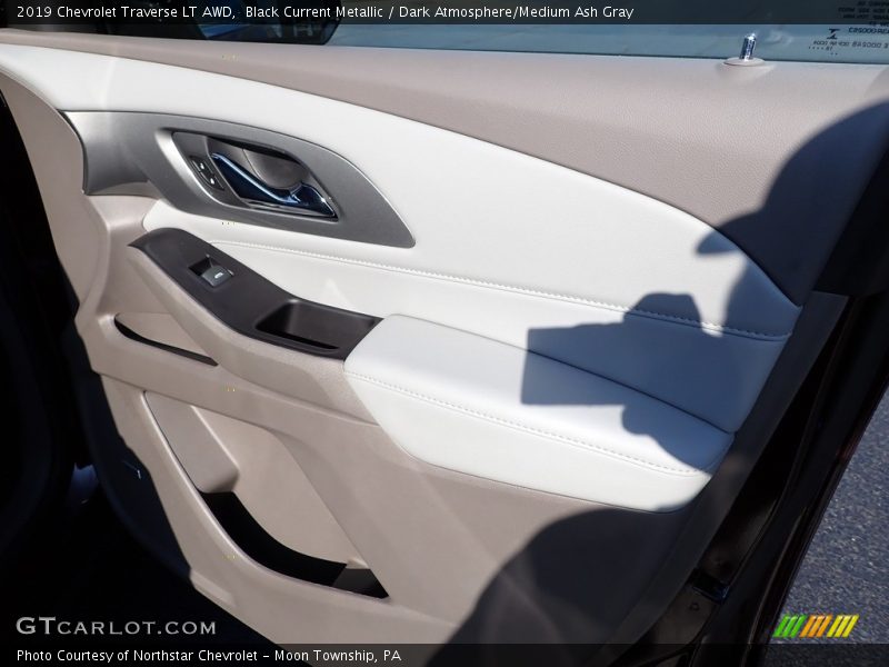 Black Current Metallic / Dark Atmosphere/Medium Ash Gray 2019 Chevrolet Traverse LT AWD