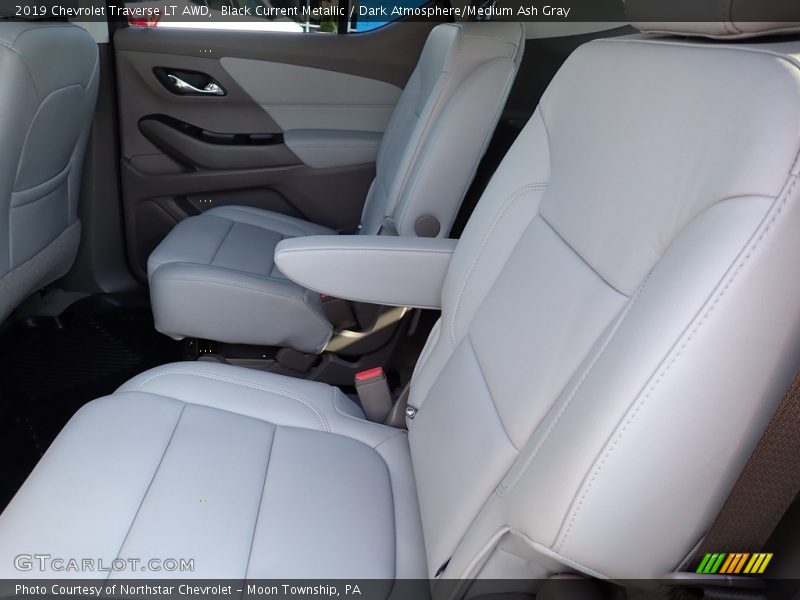Black Current Metallic / Dark Atmosphere/Medium Ash Gray 2019 Chevrolet Traverse LT AWD