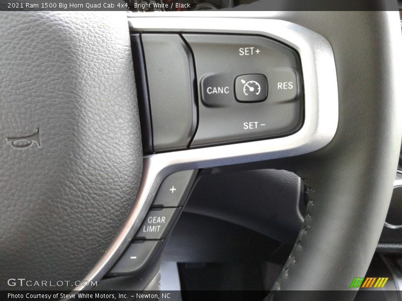 Bright White / Black 2021 Ram 1500 Big Horn Quad Cab 4x4