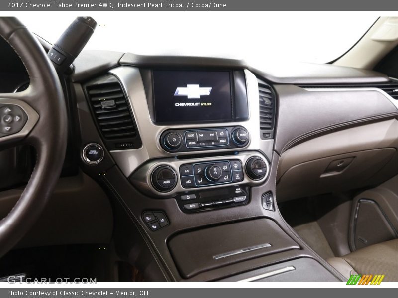 Iridescent Pearl Tricoat / Cocoa/Dune 2017 Chevrolet Tahoe Premier 4WD
