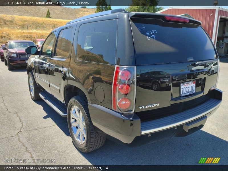 Onyx Black / Ebony 2013 GMC Yukon Denali AWD