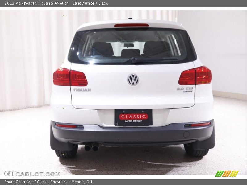 Candy White / Black 2013 Volkswagen Tiguan S 4Motion