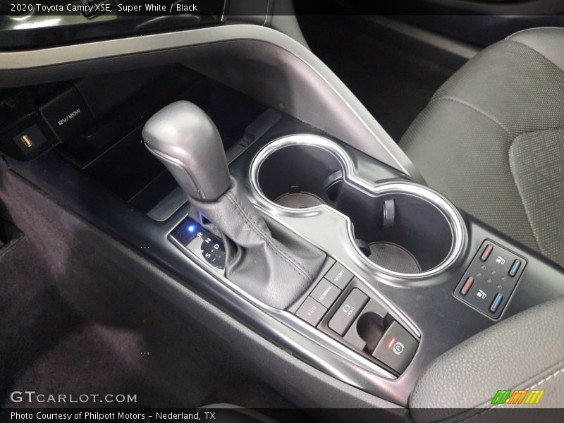 Super White / Black 2020 Toyota Camry XSE