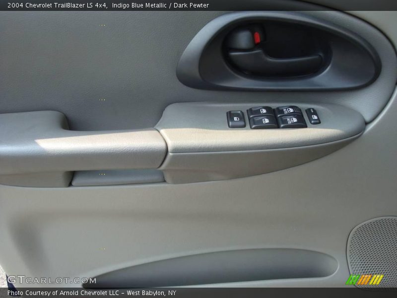 Indigo Blue Metallic / Dark Pewter 2004 Chevrolet TrailBlazer LS 4x4
