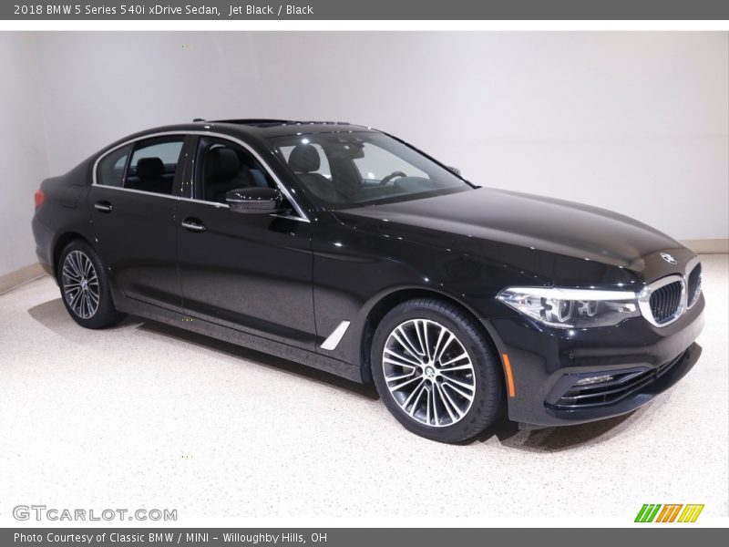Jet Black / Black 2018 BMW 5 Series 540i xDrive Sedan