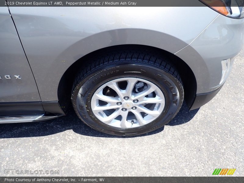 Pepperdust Metallic / Medium Ash Gray 2019 Chevrolet Equinox LT AWD