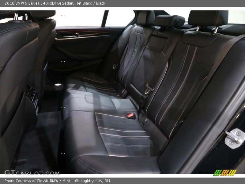 Jet Black / Black 2018 BMW 5 Series 540i xDrive Sedan