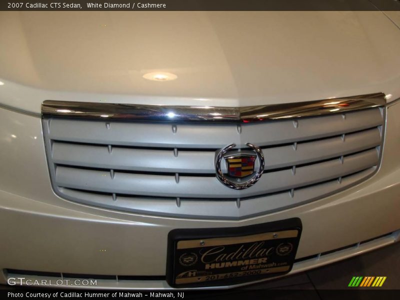White Diamond / Cashmere 2007 Cadillac CTS Sedan