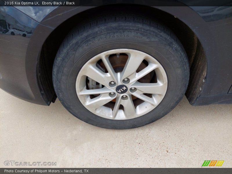  2016 Optima LX Wheel