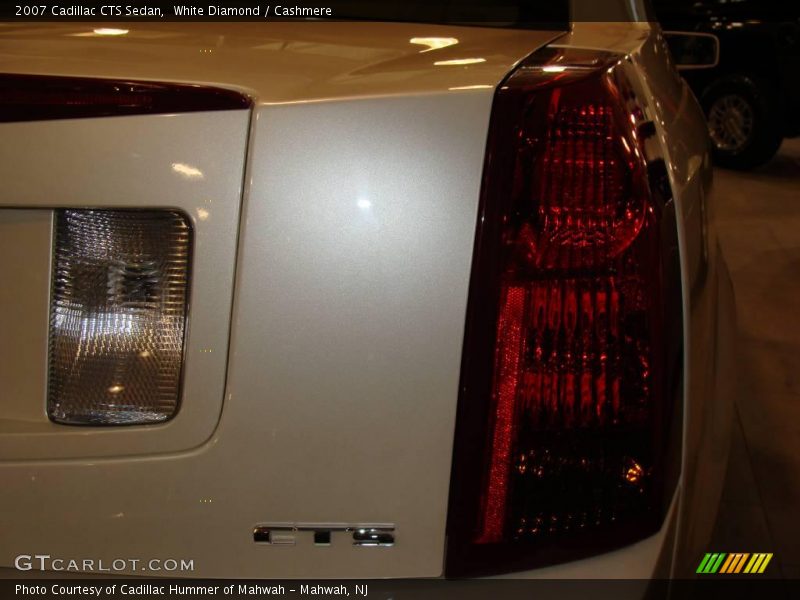 White Diamond / Cashmere 2007 Cadillac CTS Sedan