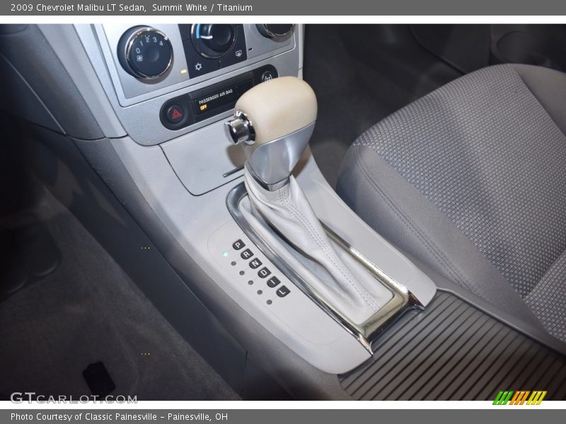 Summit White / Titanium 2009 Chevrolet Malibu LT Sedan