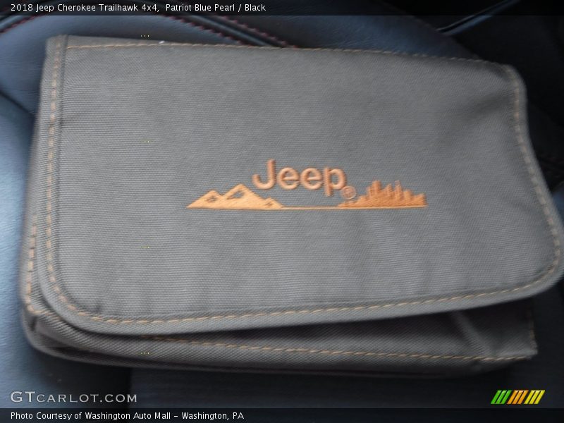 Patriot Blue Pearl / Black 2018 Jeep Cherokee Trailhawk 4x4
