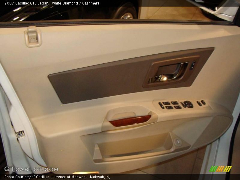 White Diamond / Cashmere 2007 Cadillac CTS Sedan