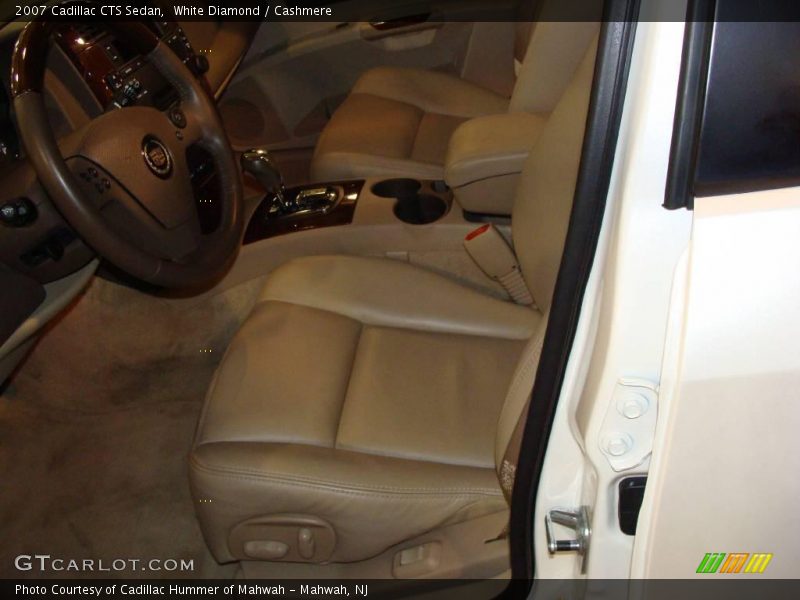 White Diamond / Cashmere 2007 Cadillac CTS Sedan