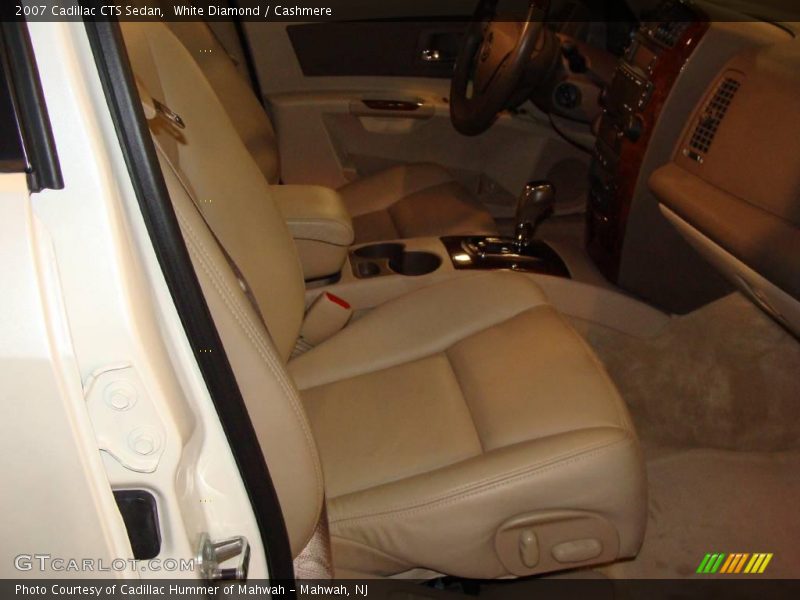 White Diamond / Cashmere 2007 Cadillac CTS Sedan