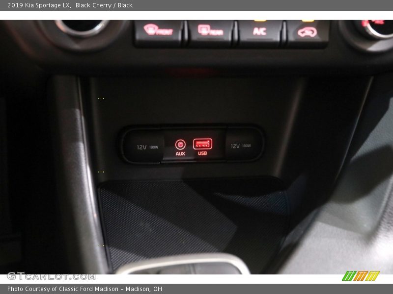 Black Cherry / Black 2019 Kia Sportage LX
