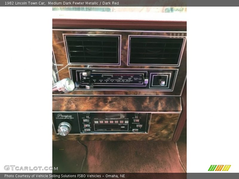 Controls of 1982 Town Car 