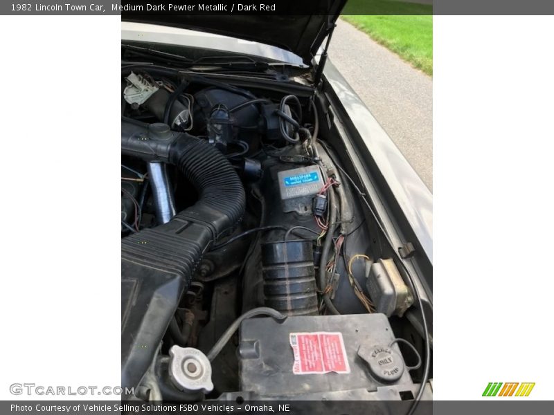  1982 Town Car  Engine - 5.0 Liter OHV 16-Valve V8