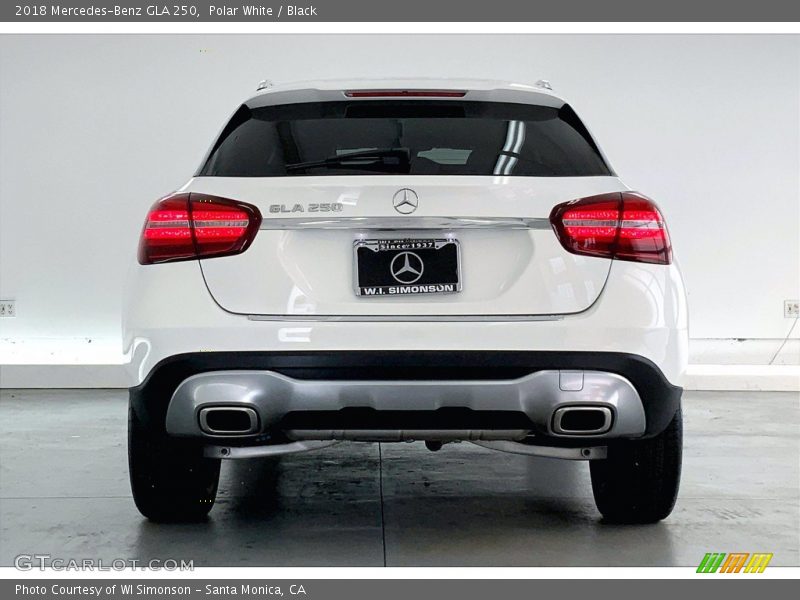 Polar White / Black 2018 Mercedes-Benz GLA 250