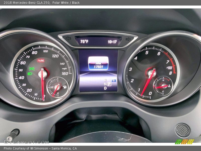 Polar White / Black 2018 Mercedes-Benz GLA 250