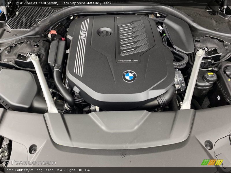 Black Sapphire Metallic / Black 2022 BMW 7 Series 740i Sedan