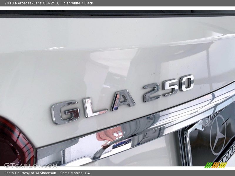 Polar White / Black 2018 Mercedes-Benz GLA 250