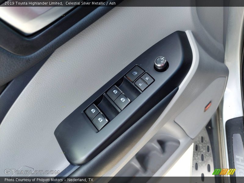 Celestial Silver Metallic / Ash 2019 Toyota Highlander Limited
