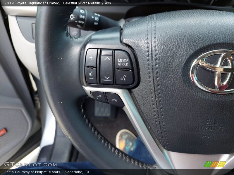 Celestial Silver Metallic / Ash 2019 Toyota Highlander Limited