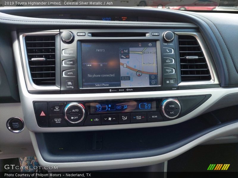 Celestial Silver Metallic / Ash 2019 Toyota Highlander Limited