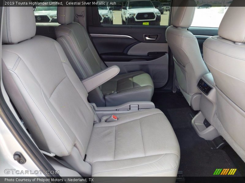 Celestial Silver Metallic / Ash 2019 Toyota Highlander Limited
