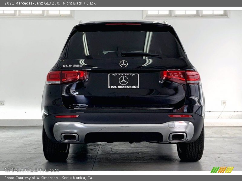 Night Black / Black 2021 Mercedes-Benz GLB 250